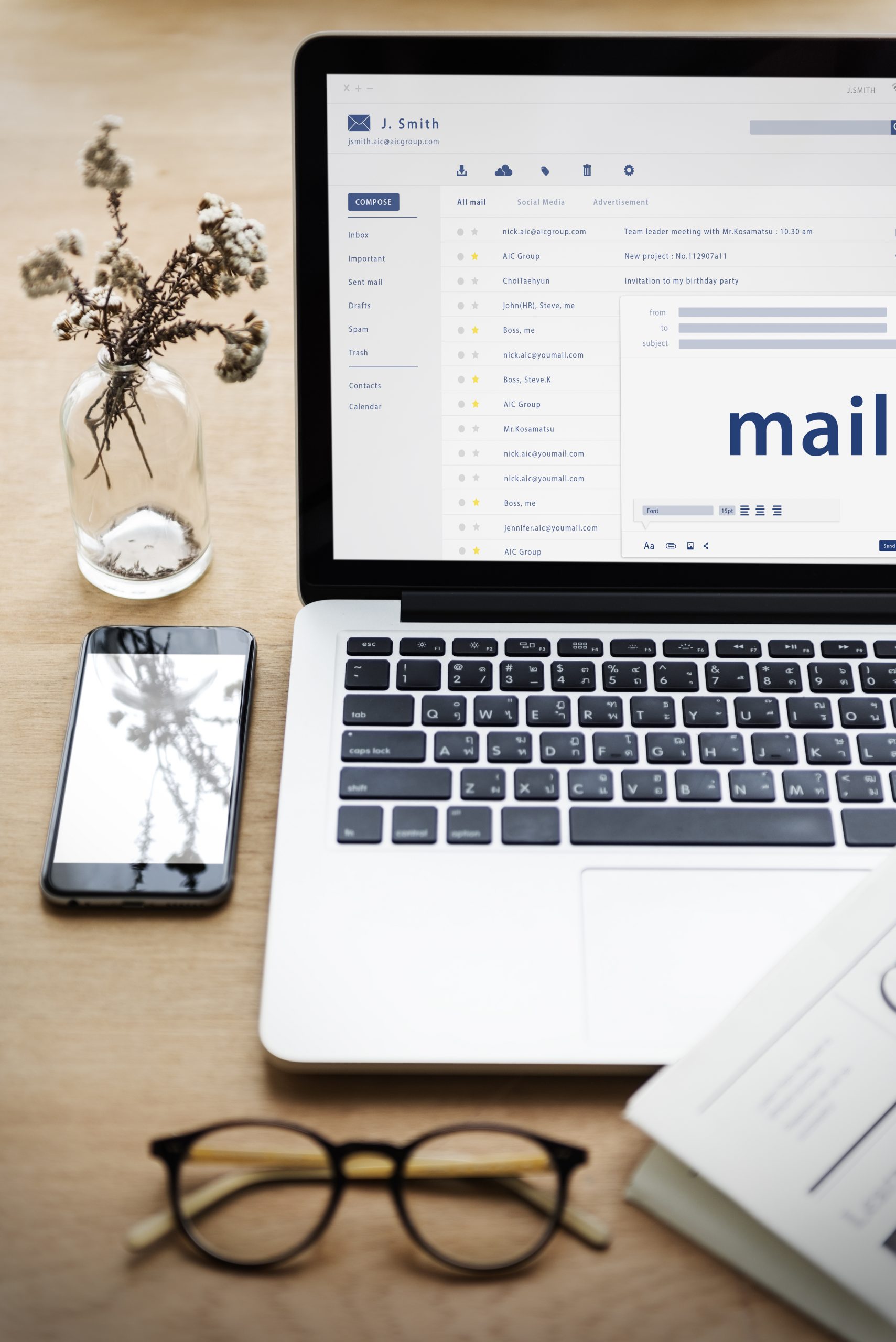 Composing an email on a digital device Composing an email on a digital device